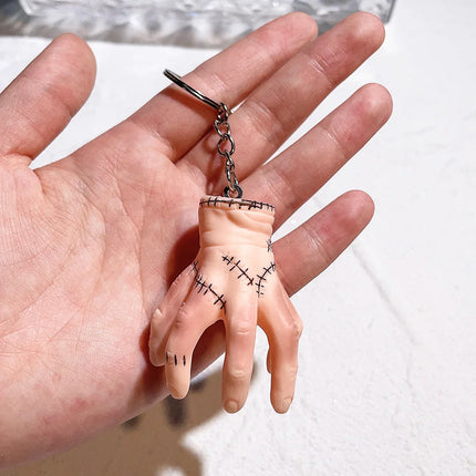 1/2pcs Halloween Novelty Hand Keychain Gothic Stitched-Up Wound Hands Keychain Bag Pendant Decoration Party Holiday Gifts