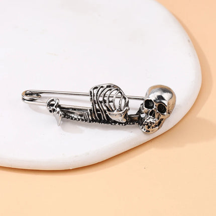 Vintage Halloween Skeleton Brooch Creative Punk Style Retro Skull Pin Clothing Accessories Spooky Gothic Skull Badge Lapel Pins