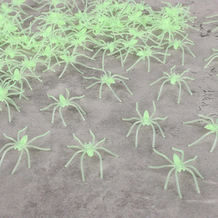 50/100Pcs Halloween Spider Scary Luminous Glow Spider for Halloween Party Home Indoor Outdoor Web Decoration Haunted House Props