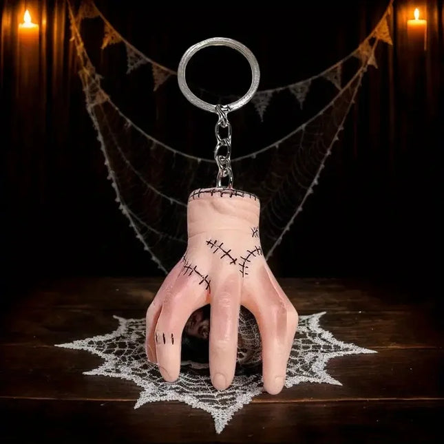 1/2pcs Halloween Novelty Hand Keychain Gothic Stitched-Up Wound Hands Keychain Bag Pendant Decoration Party Holiday Gifts