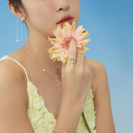 Fashion Gold-Color Open Adjustable Ring With Tassel For Women Fashion Classic Hollowed Rhinestone Tassel Ring Jewelry Gift