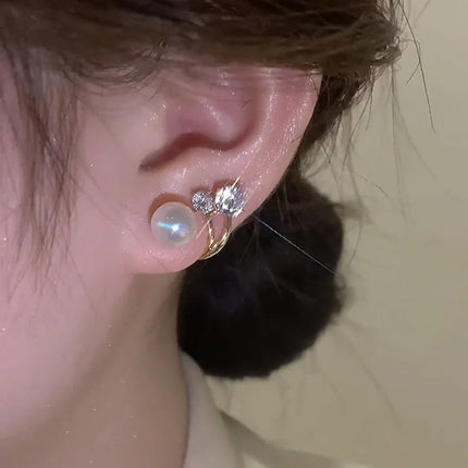 Korean Earing Pearl Claw Ear Hook Clip Earrings for Women Gold Color Zircon Crystal Earrings Fashion Jewelry New Year Gift
