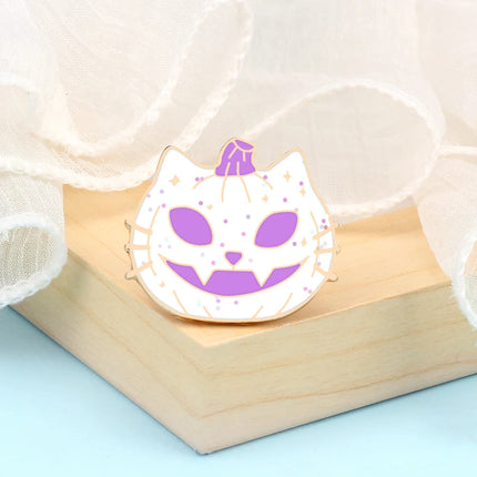 Halloween Party Enamel Brooches for Women Men Cute Ghost Pins Badges Cartoon Spooky Pet Clothes Pin Kids Backpacks Jewelry Gifts